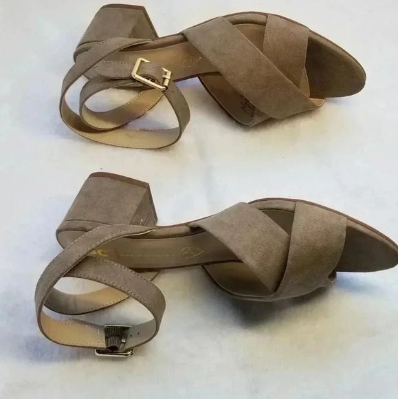 BC BORN IN CALIFORNIA SANDALS - Picture 3 of 6